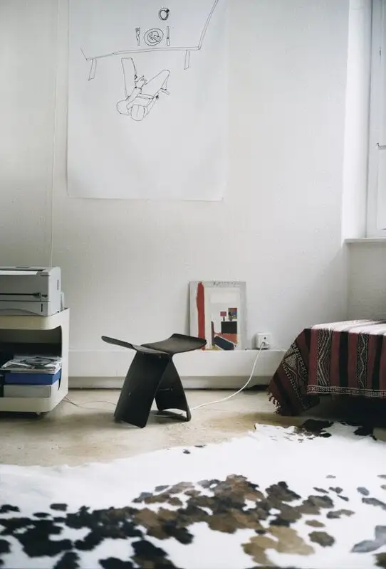 Vitra Butterfly Stool, Maple 4 Vitra Butterfly Stool, Maple - Image 2