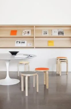 Artek Aalto Stool 60, Orange Linoleum - Birch 9 Artek Aalto Stool 60, Orange Linoleum - Birch -Stools Store FDSxArtek Aalto Stool 60 web 3000px srgb 4 EE 1