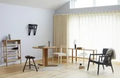 Form & Refine Shoemaker Chair No. 49 Stool, Smoked Oak -Stools Store FR Collection2021 Leaf Shelf