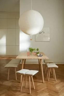 Skagerak Georg Stool, Oak - Linen 10 Skagerak Georg Stool, Oak - Linen -Stools Store Skagerak 1930380 1930381 S1930329 01 M1