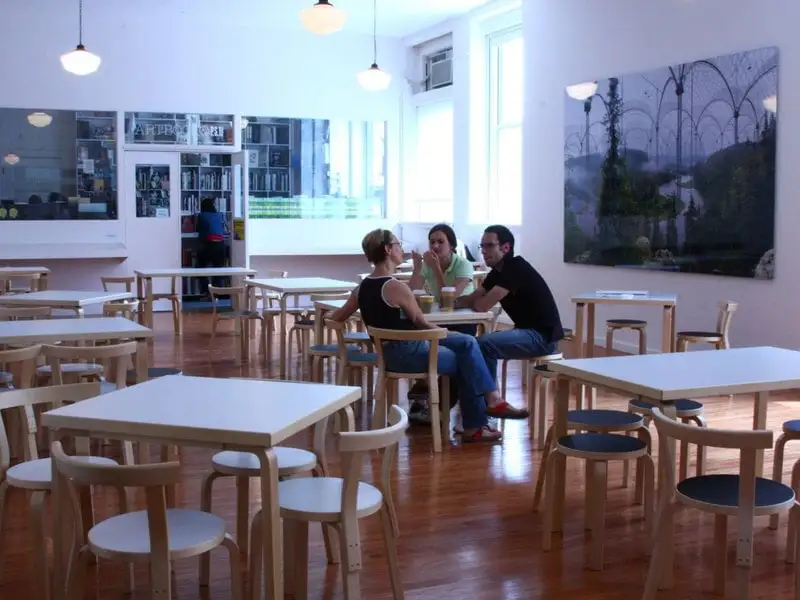 Artek Aalto Stool E60, Black Linoleum - Birch 7 Artek Aalto Stool E60, Black Linoleum - Birch - Image 5